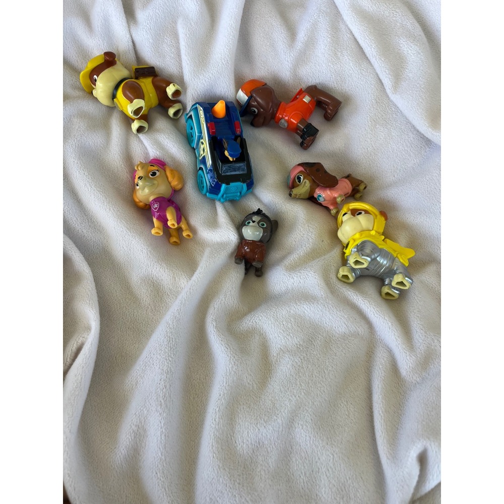 Paw Patrol Toy Figure Lot Chase Police Cruiser Rubble Skye Zuma Figures